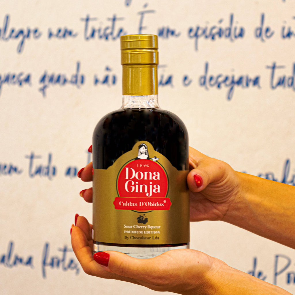 Licor Dona Ginja Premium -Caldas D'Óbidos (Sem caixa oferta): 200ml